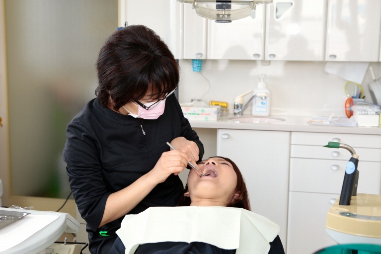 にし歯科医院の歯周内科治療